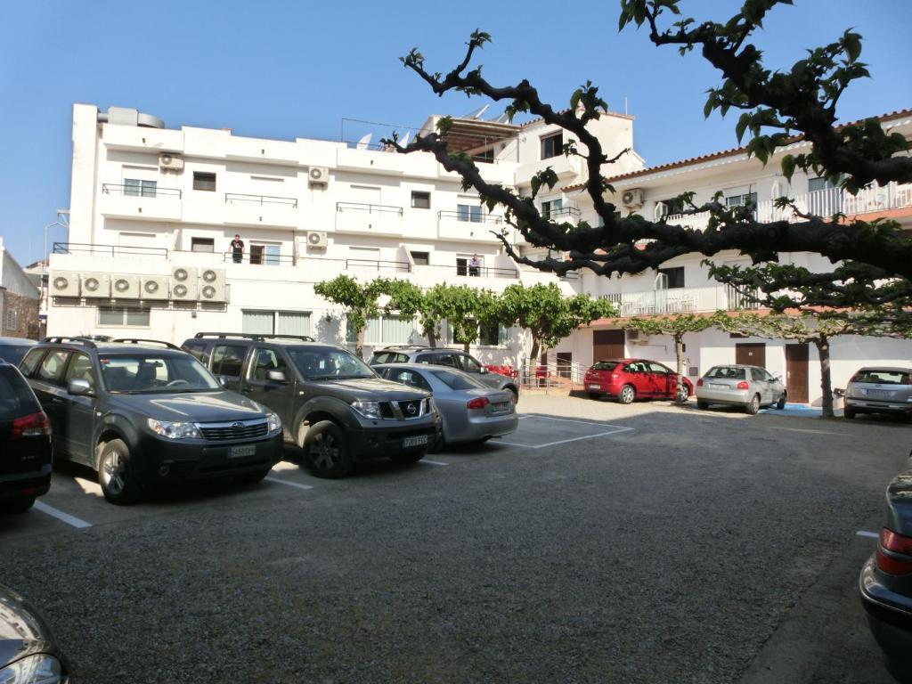 Hotel Can Catala L' Escala Dış mekan fotoğraf